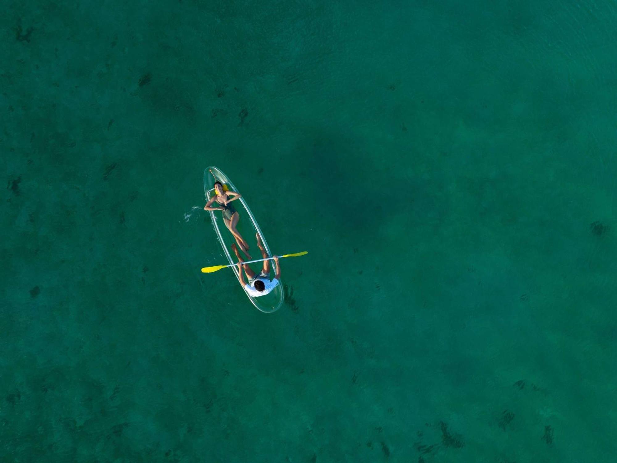 Movenpick Resort & Spa Boracay Yapak Eksteriør billede Kayaking in the Red Sea