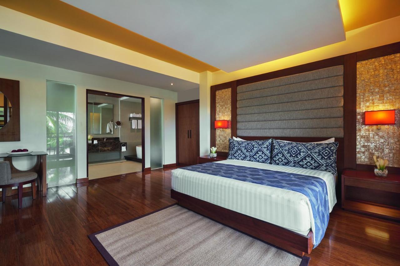 Movenpick Resort & Spa Boracay Yapak Eksteriør billede A bedroom at the Taj Bengal