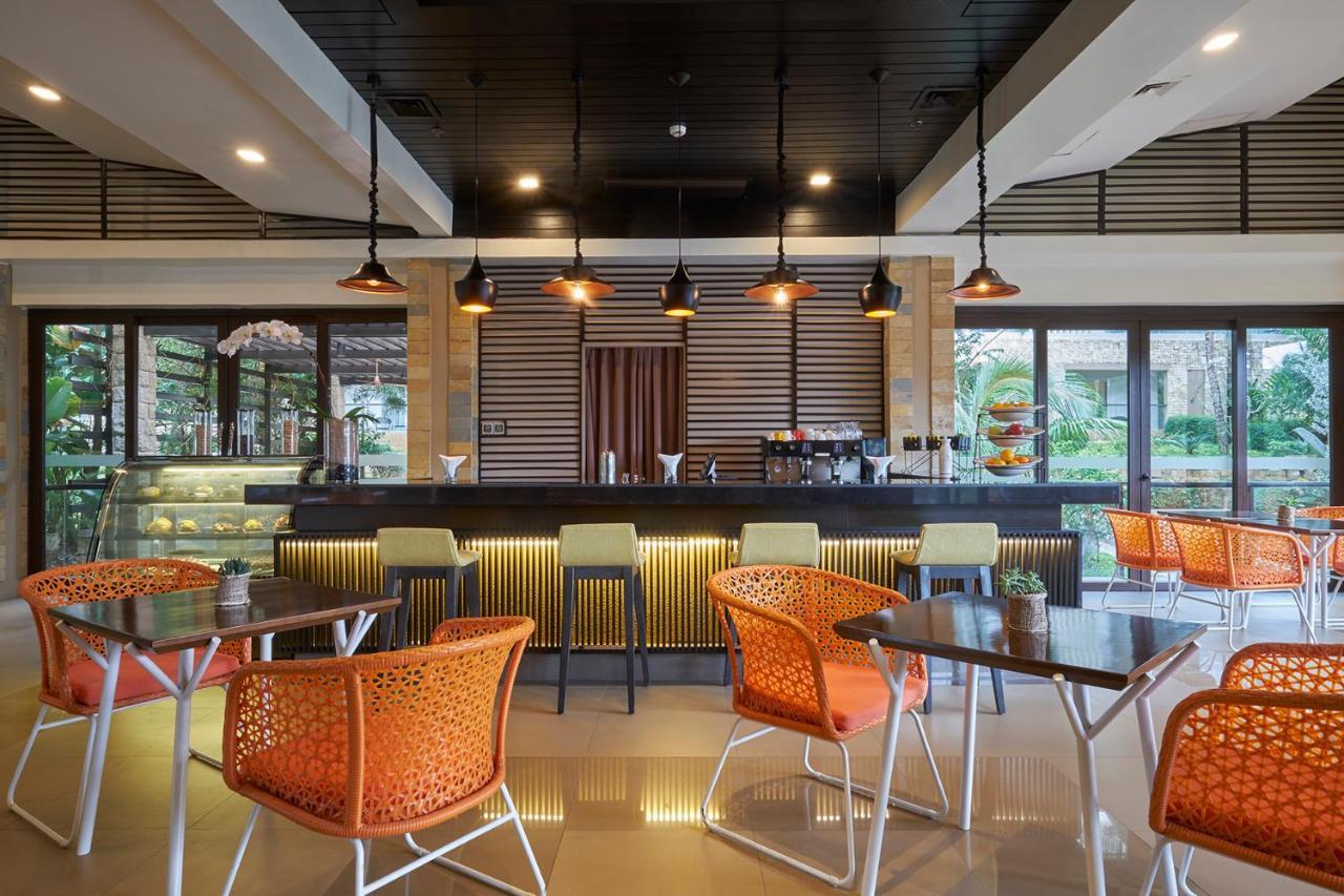 Movenpick Resort & Spa Boracay Yapak Eksteriør billede The Coffee Shop